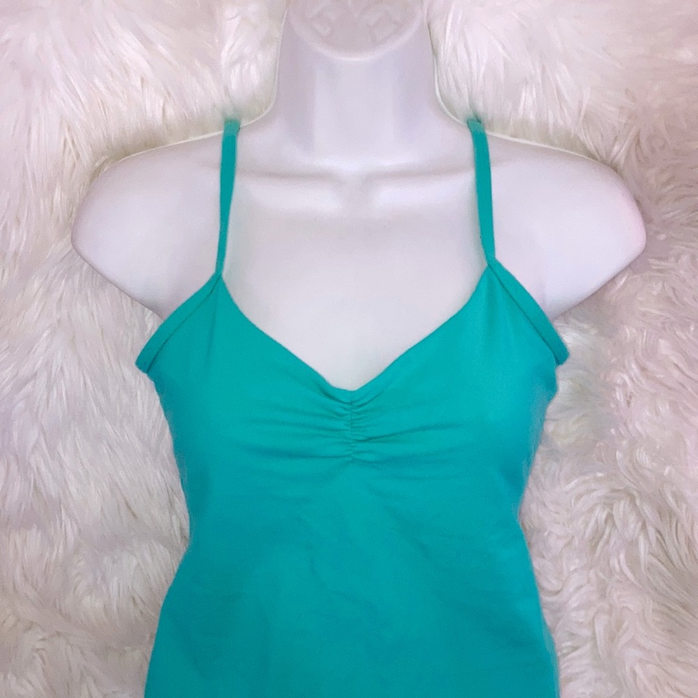 LULULEMON Turquoise Fitness Tank Built-in Shelf Bra Top M